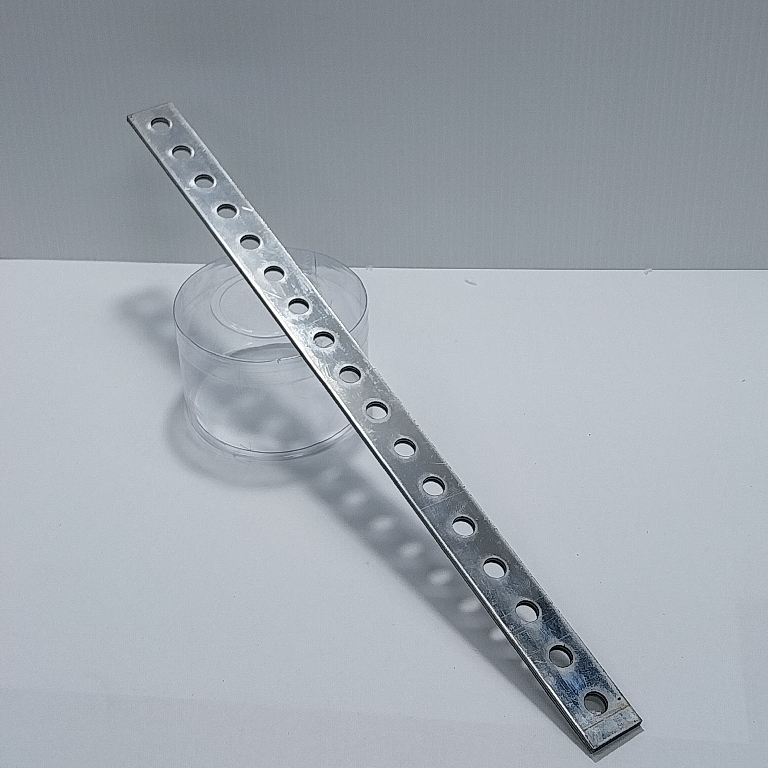 เหล็กรูแบน